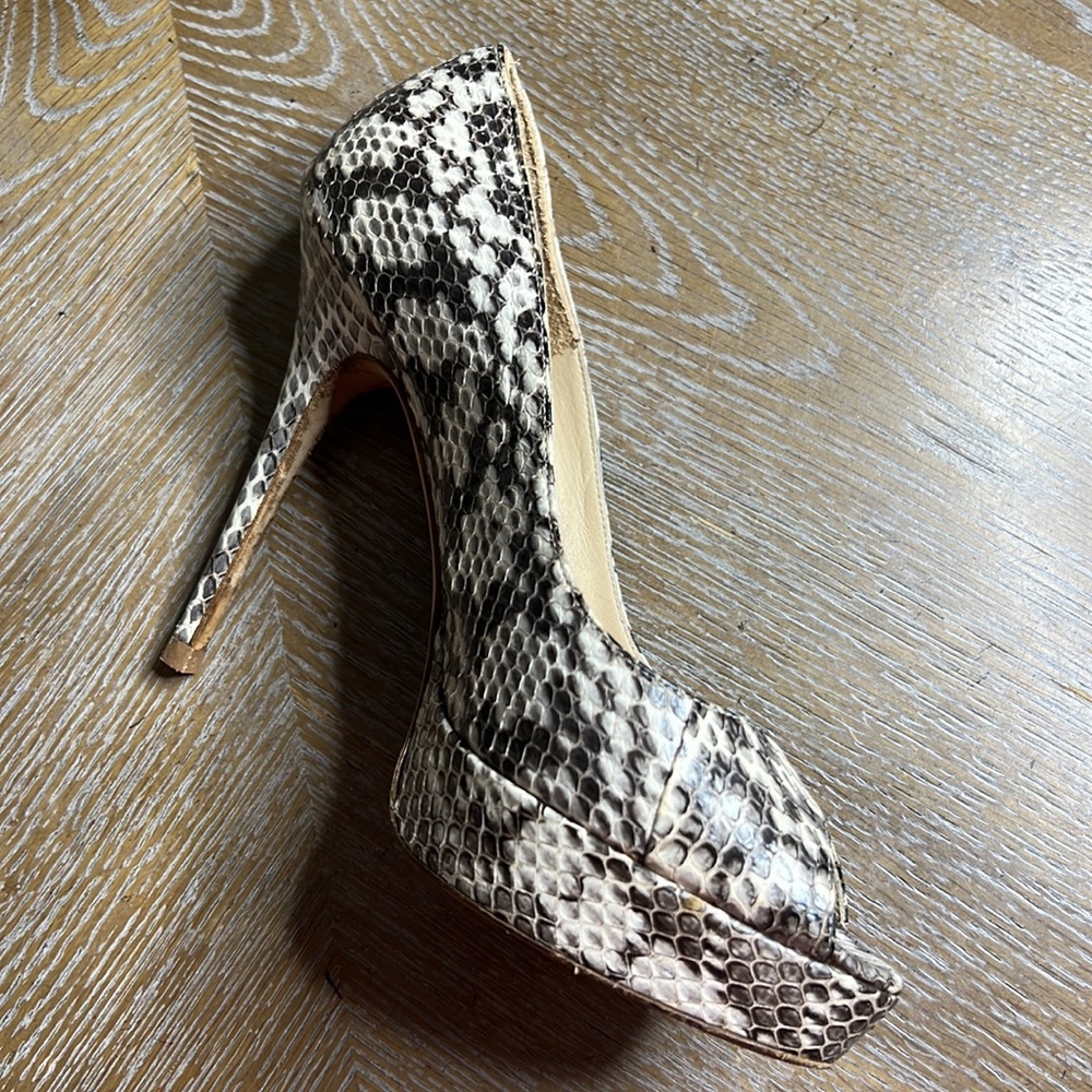 JIMMY CHOO Snake Platform Peep Toe Heels 38.5 - Picture 3 of 12